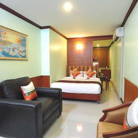 Hotel Skyy Residencia Bangkok Exterior foto