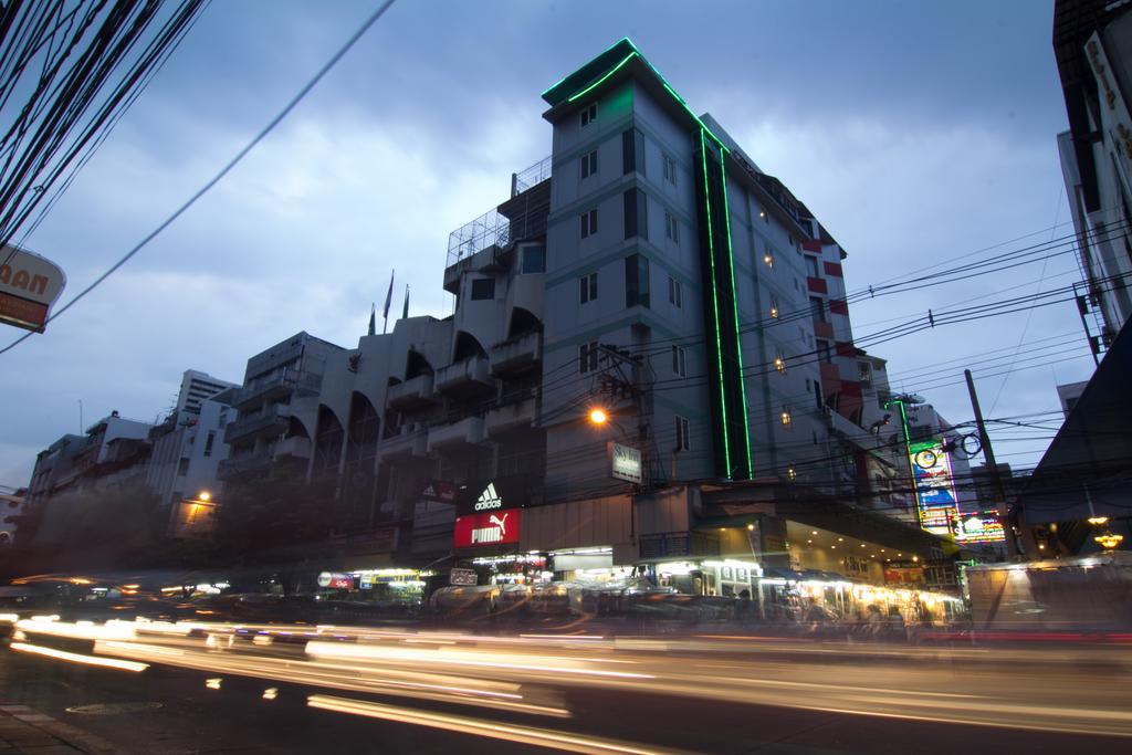 Hotel Skyy Residencia Bangkok Exterior foto