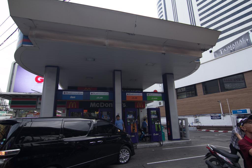 Hotel Skyy Residencia Bangkok Exterior foto